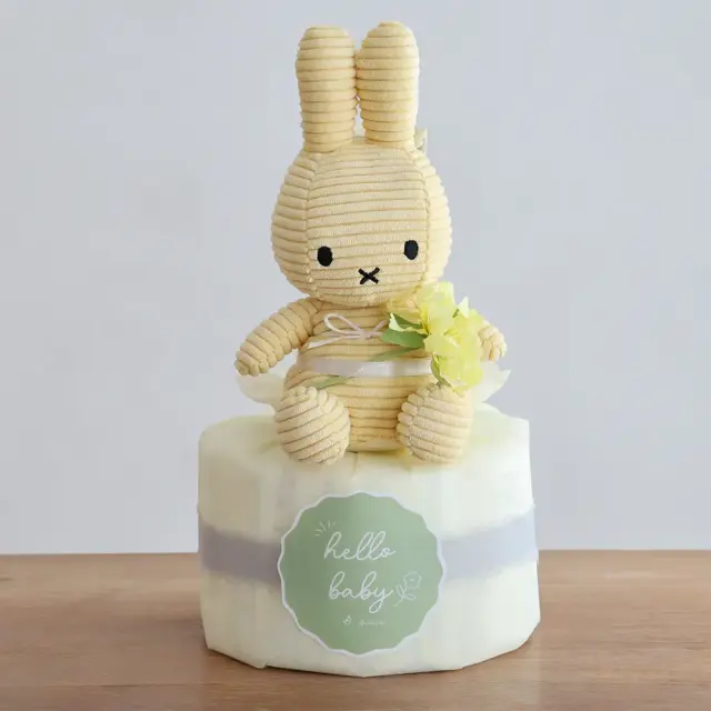 カスタードイエロー