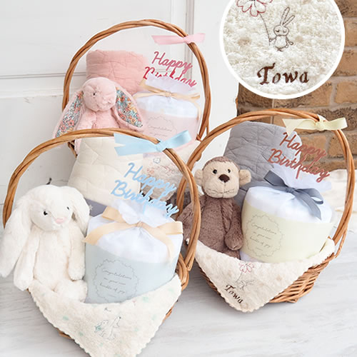 トトロトリプルタワーおむつケーキ